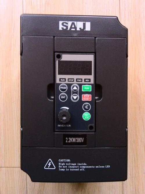 三晶變頻器SAJ系列 高效驅動與控制的核心力量